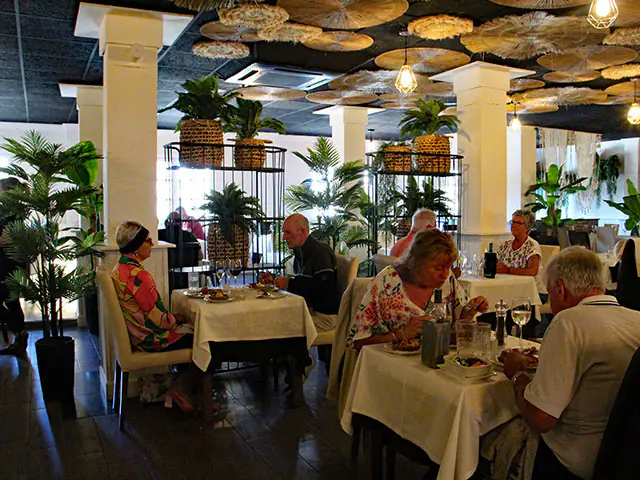 Fairways Restaurant Villamartin Plaza terrace indoor dining march 2023 7